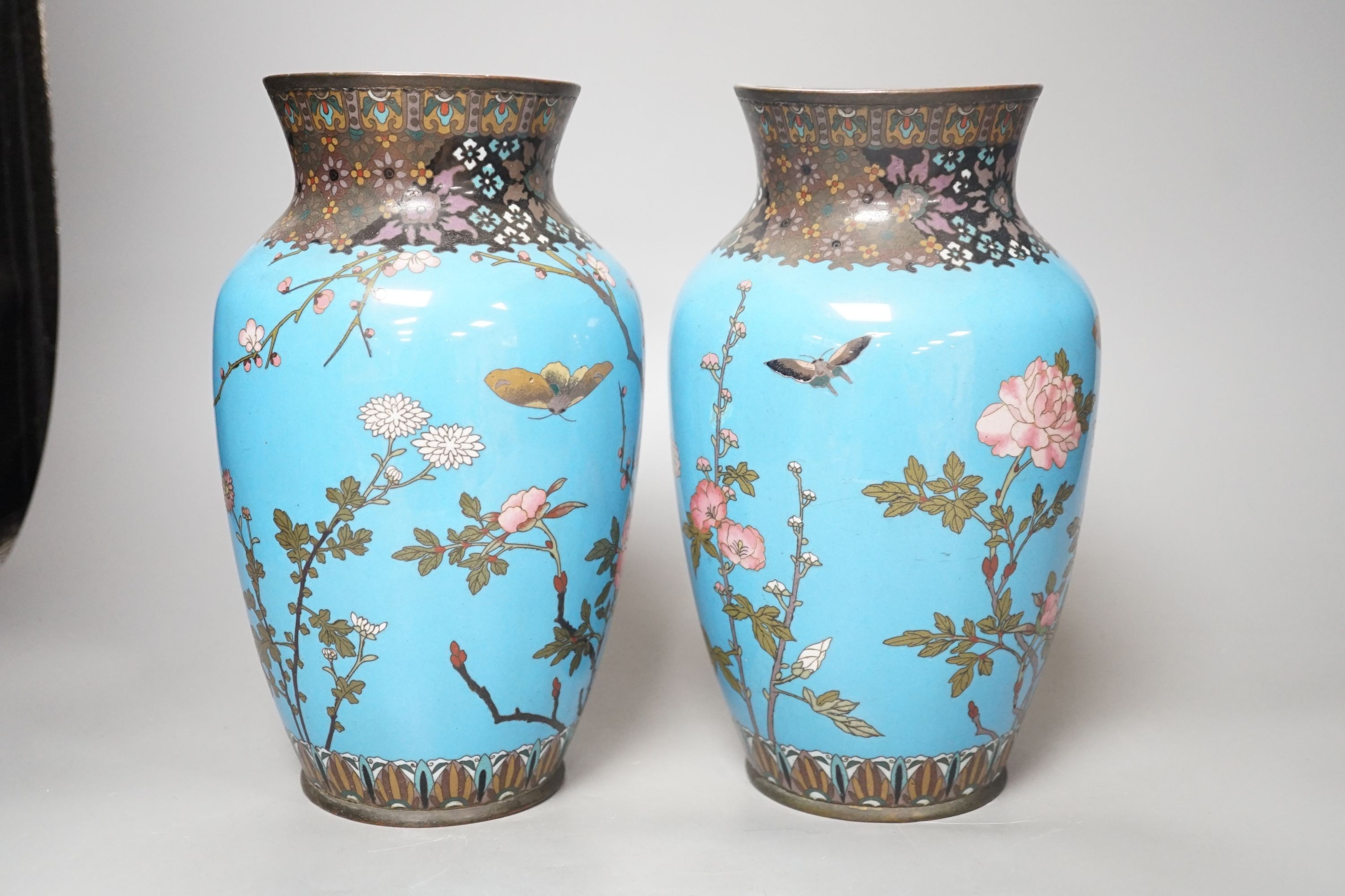 A pair of Japanese blue cloisonné enamel floral vases - 25cm tall